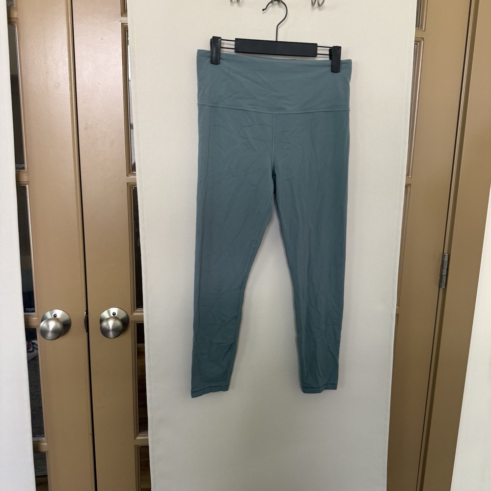 Athleta Womens Medium Light Green Ultra High Rise Elation 7/8 Leggings Yoga Gym